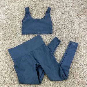 Set Active Womens Medium Two Piece Set Sculpt Flex Cloud Blue Color Matching Set